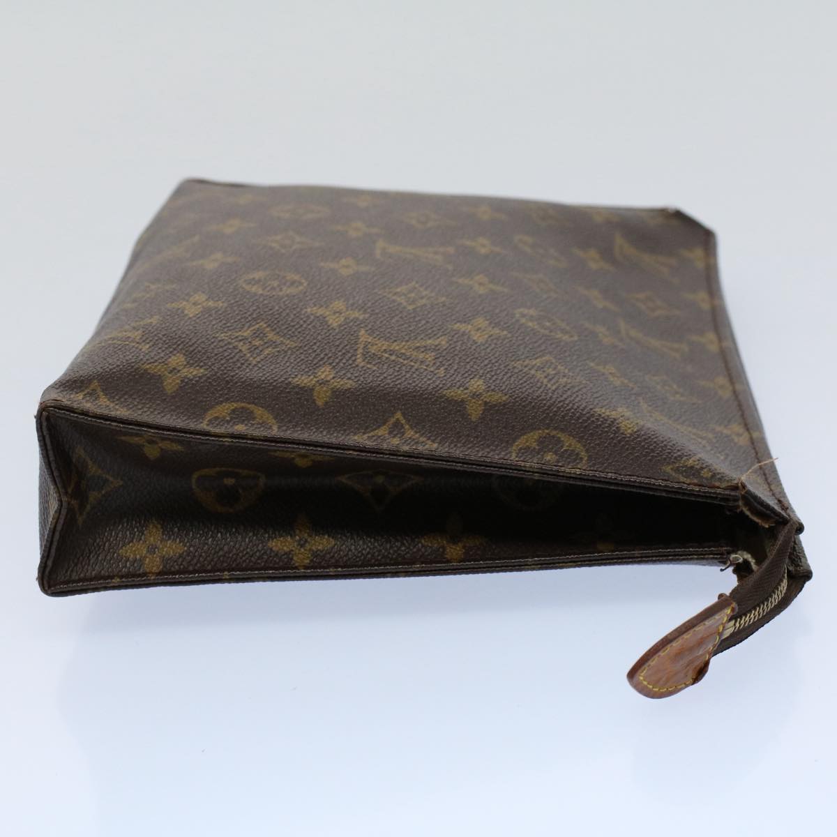 LOUIS VUITTON Monogram Poche Toilette 26 Pouch M47542 LV 55789