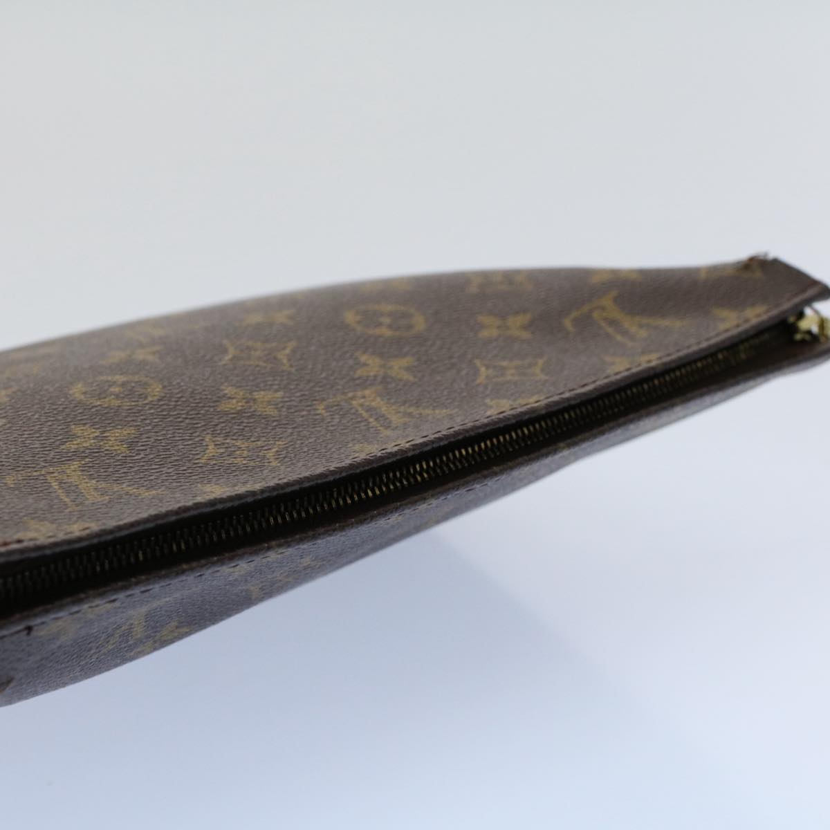 LOUIS VUITTON Monogram Poche Toilette 26 Pouch M47542 LV 55789
