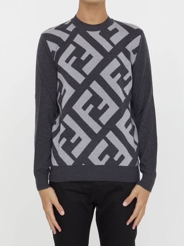 Luxury Fendi Monogram Jacquard Wool Crewneck Knit Top Grey