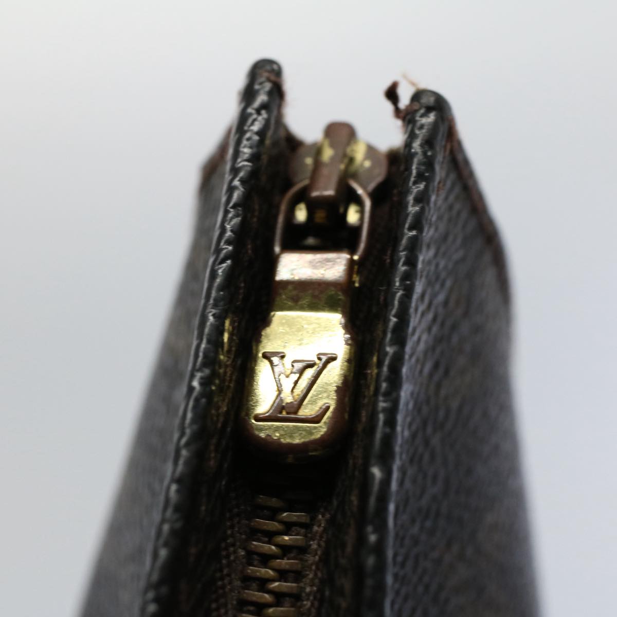 LOUIS VUITTON Monogram Poche Toilette 26 Pouch M47542 LV 55790