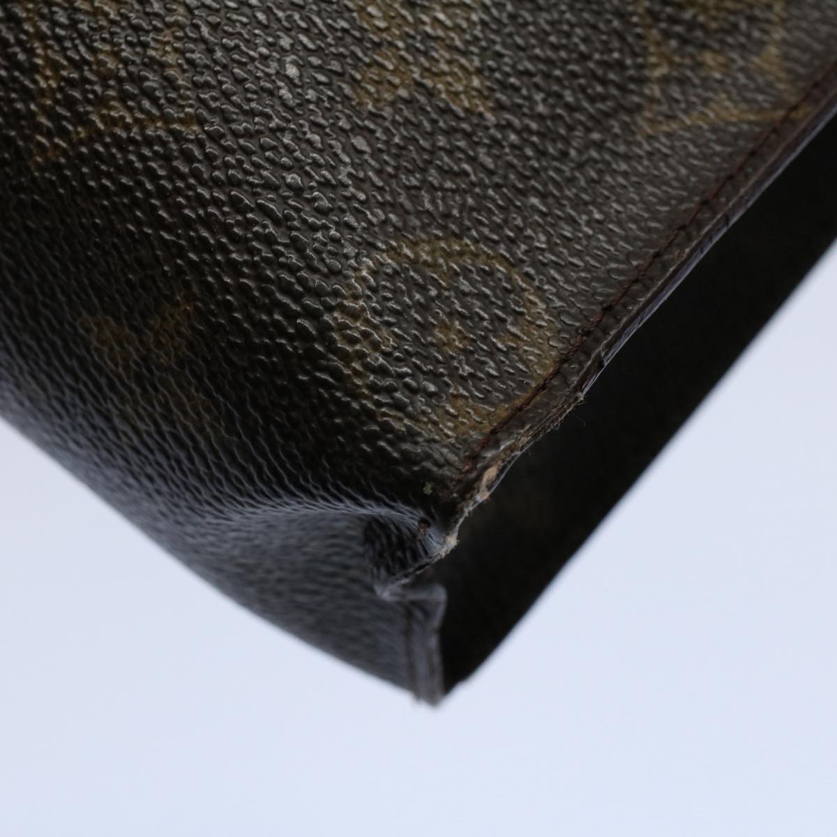LOUIS VUITTON Monogram Poche Toilette 26 Pouch M47542 LV 55790