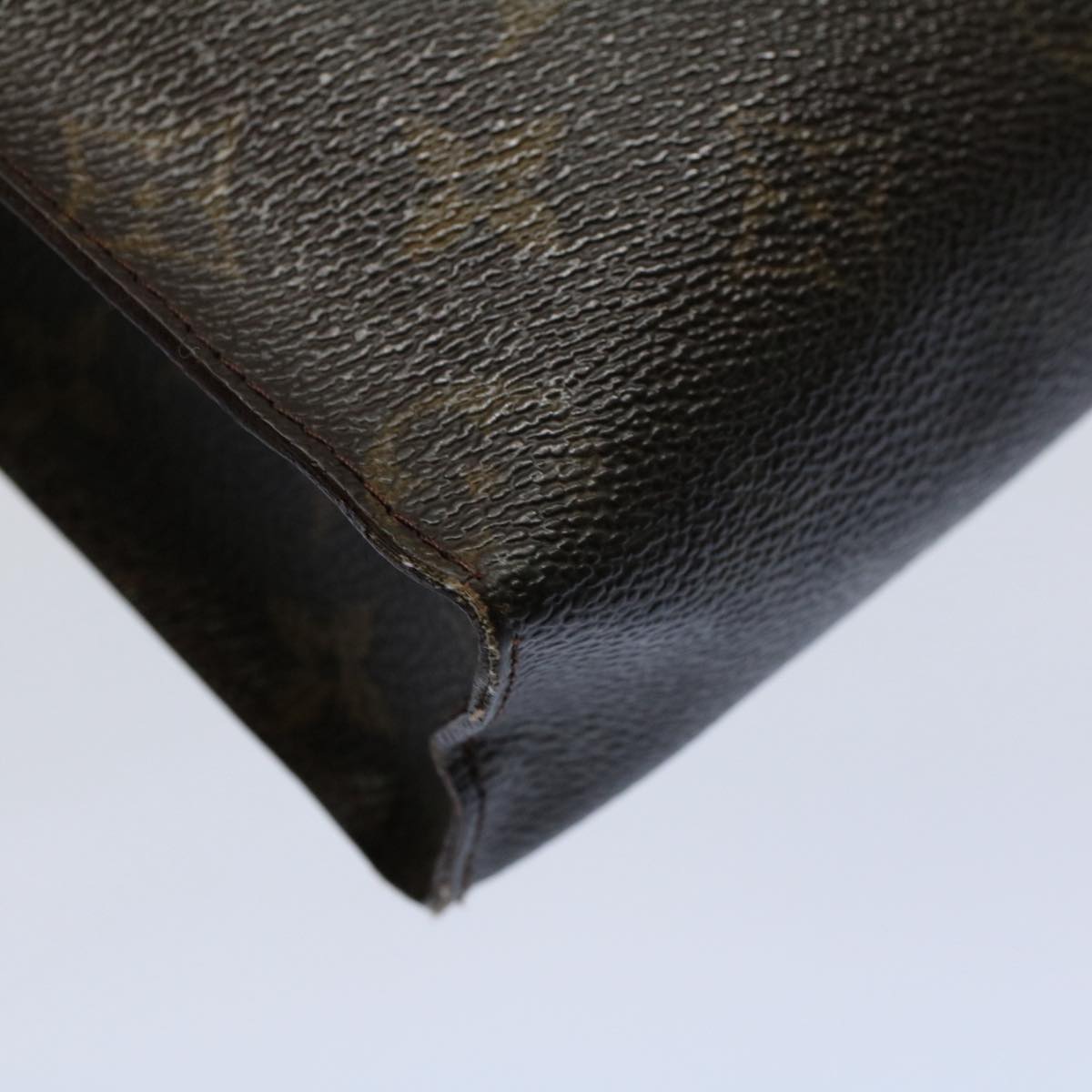LOUIS VUITTON Monogram Poche Toilette 26 Pouch M47542 LV 55790