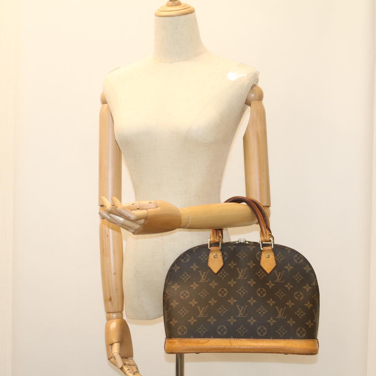 LOUIS VUITTON Monogram Alma PM Hand Bag M53151 LV 55802