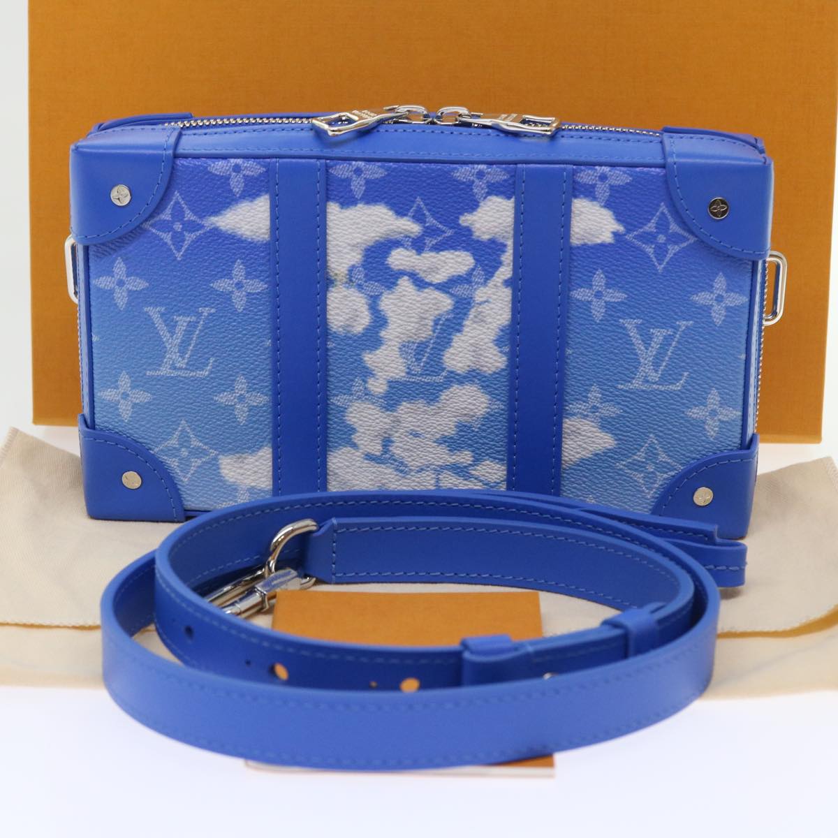 LOUIS VUITTON Monogram Clouds Soft Trunk Wallet Shoulder Bag M45432 55808A