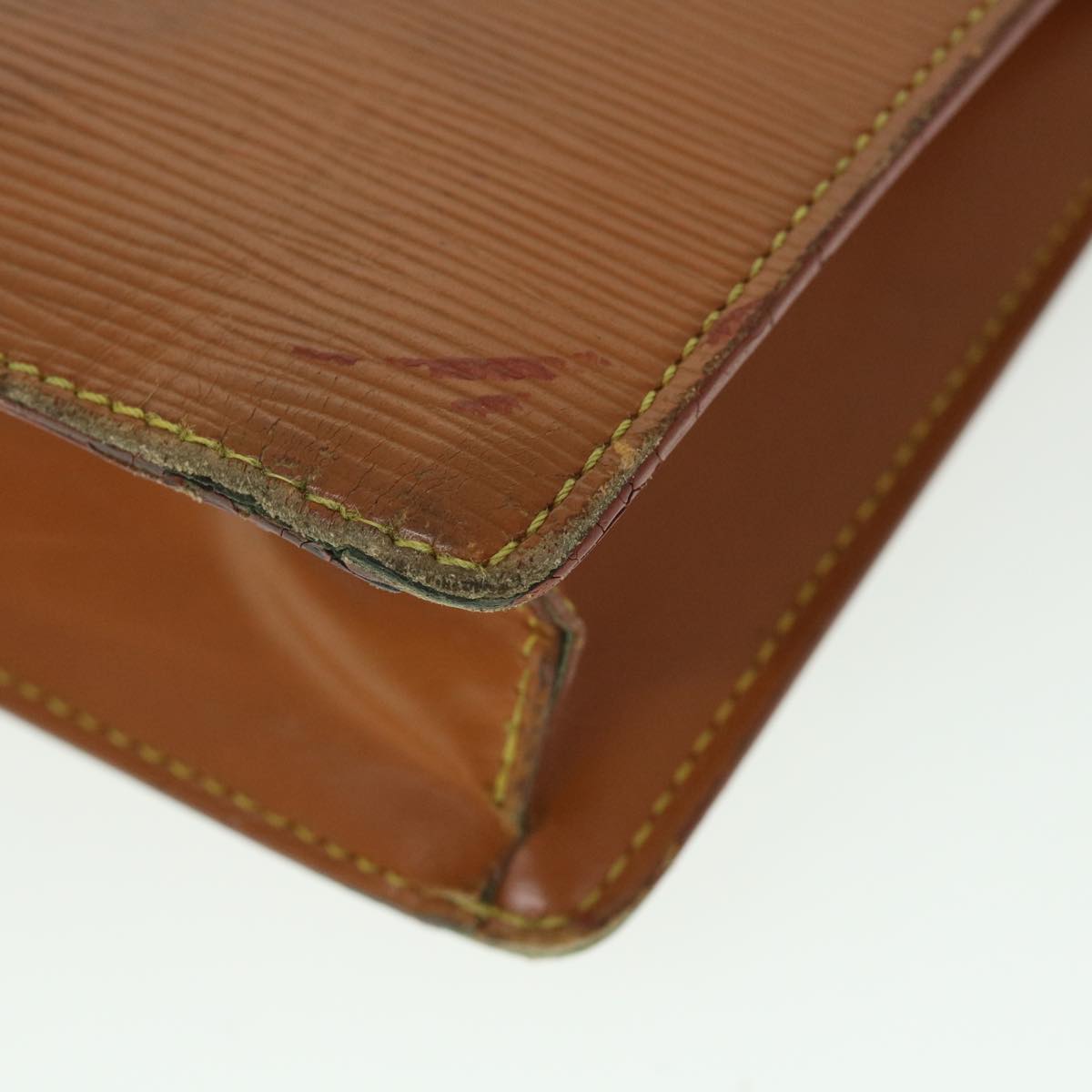 LOUIS VUITTON Epi Serie Dragonne Hand Bag Brown M52618 LV 55815