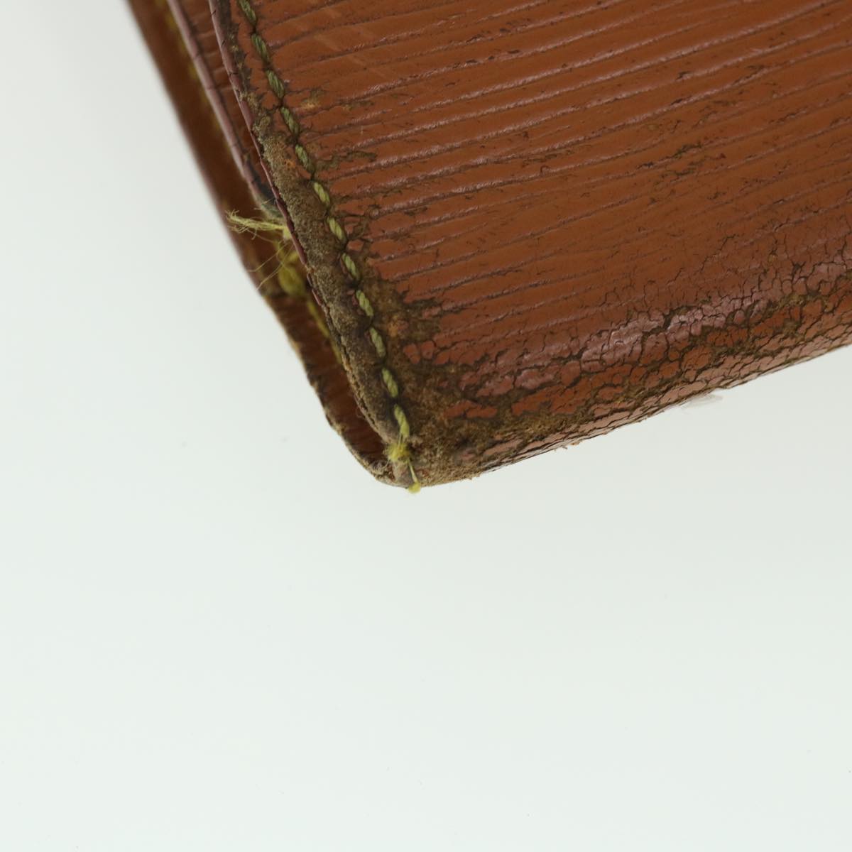 LOUIS VUITTON Epi Serie Dragonne Hand Bag Brown M52618 LV 55815