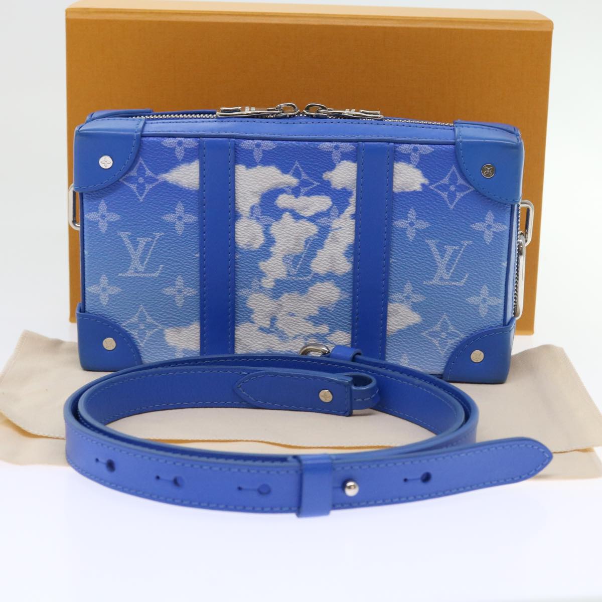 LOUIS VUITTON Monogram Clouds Soft Trunk Wallet Shoulder Bag M45432 55832A