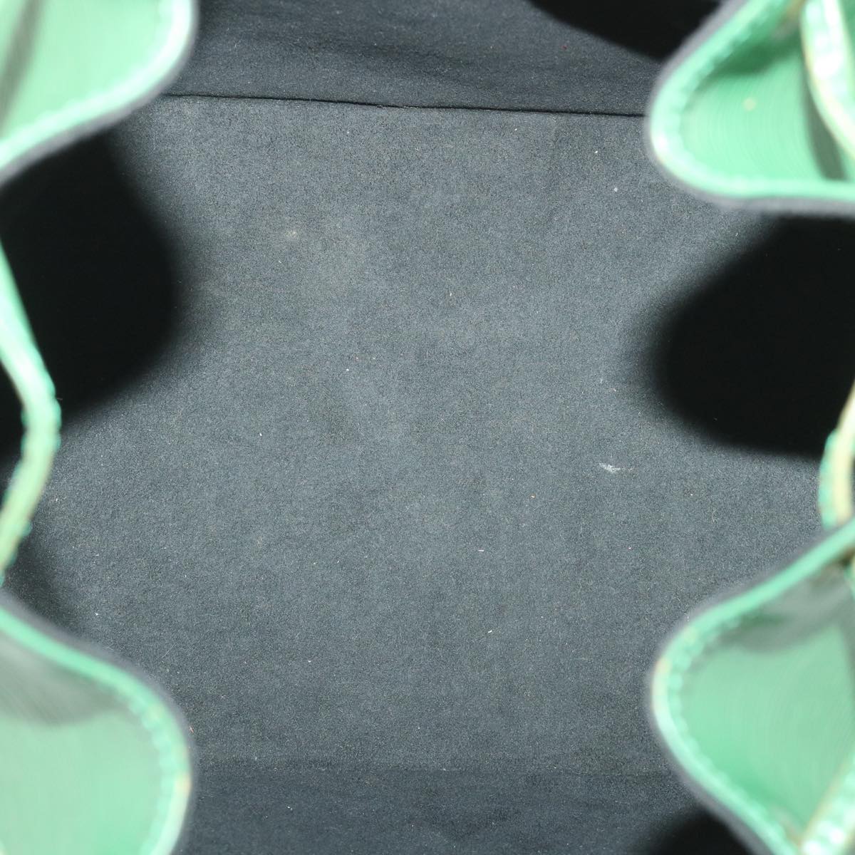 LOUIS VUITTON Epi Petit Noe Shoulder Bag Green M44104 LV 55851
