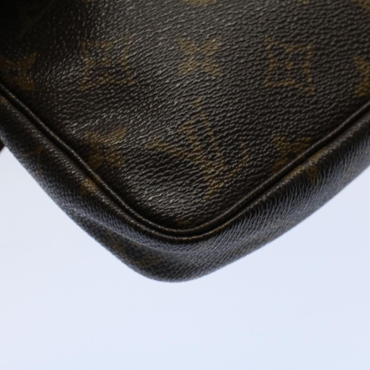LOUIS VUITTON Monogram Pochette Accessoires Pouch M51980 LV 55870