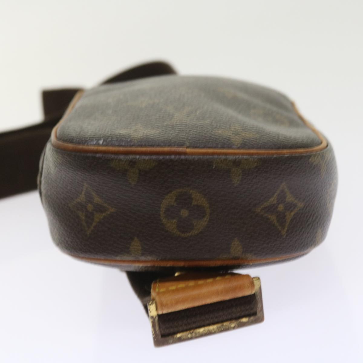 LOUIS VUITTON Monogram Pochette Gange Shoulder Bag M51870 LV 55890