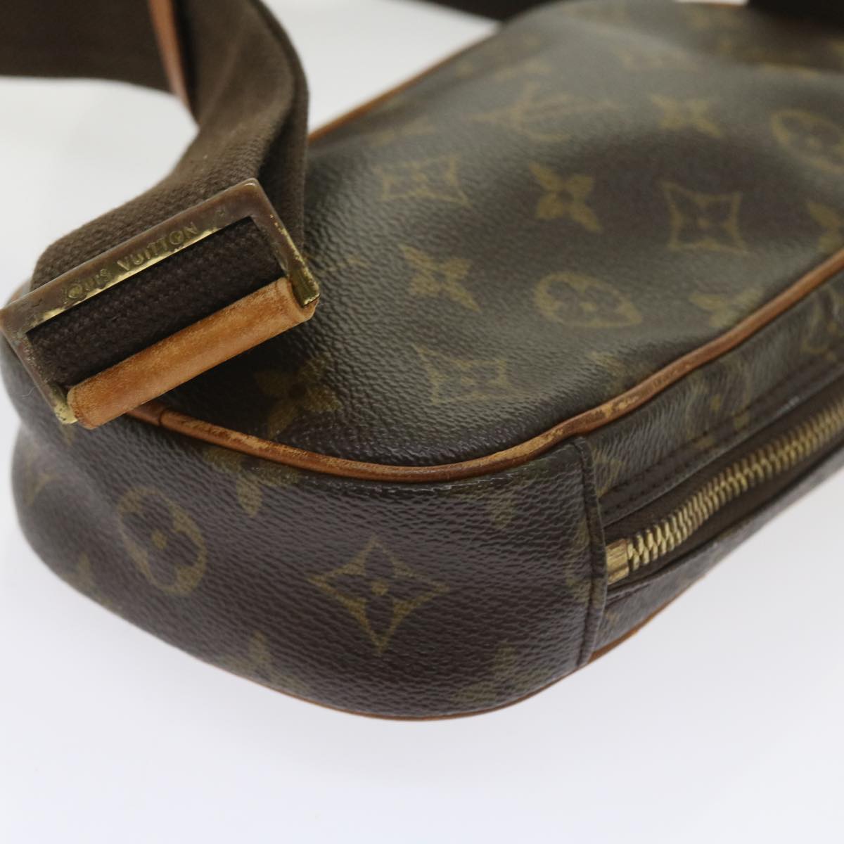 LOUIS VUITTON Monogram Pochette Gange Shoulder Bag M51870 LV 55890