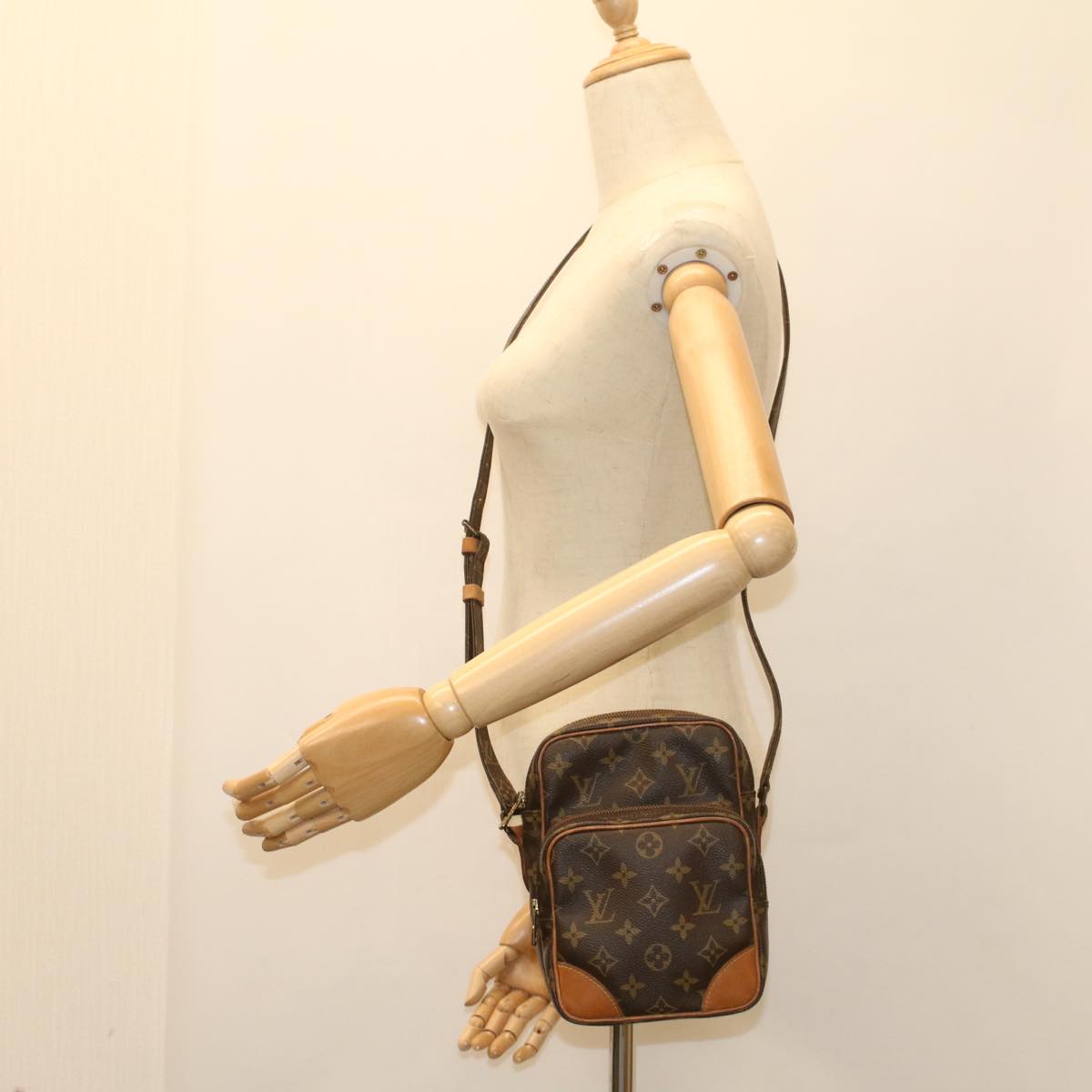 LOUIS VUITTON Monogram Amazon Shoulder Bag M45236 LV 55900