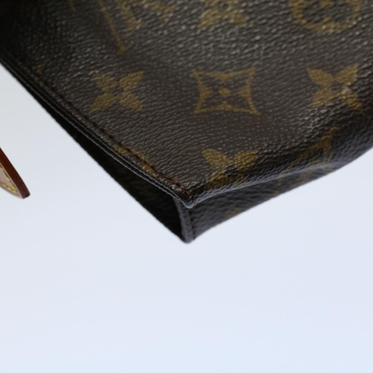 LOUIS VUITTON Monogram Poche Toilette 15 Pouch M47546 LV 55916