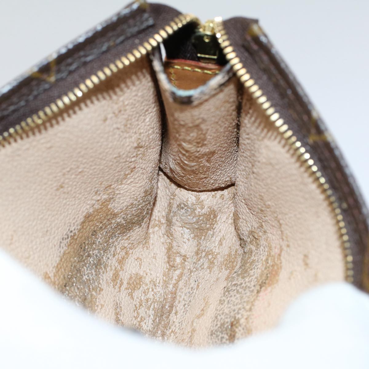 LOUIS VUITTON Monogram Poche Toilette 15 Pouch M47546 LV 55916