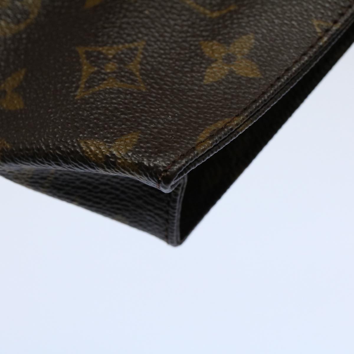 LOUIS VUITTON Monogram Poche Toilette 15 Pouch M47546 LV 55916