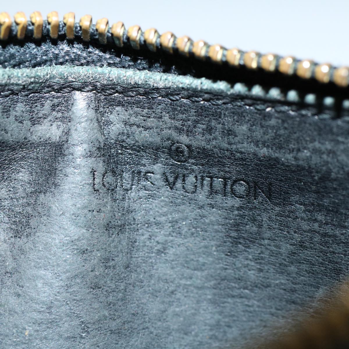 LOUIS VUITTON Epi Pochette Cles Coin Purse Black M63802 LV 55922