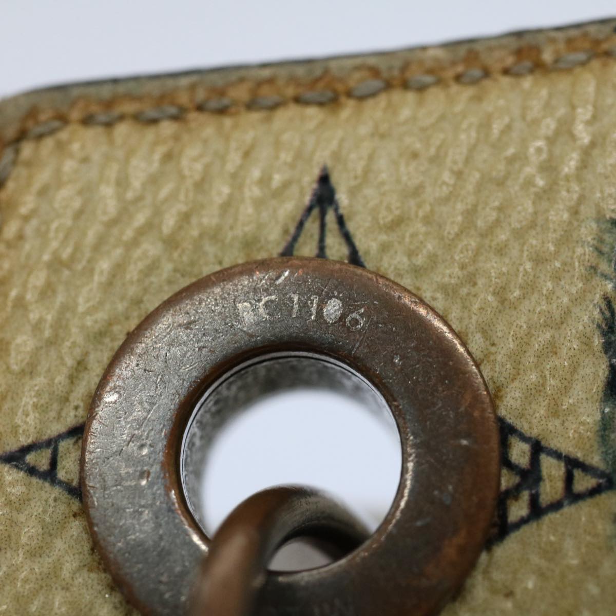 LOUIS VUITTON Monogram Savanna Unchappe Chapman Key Holder MP2038 LV 55967