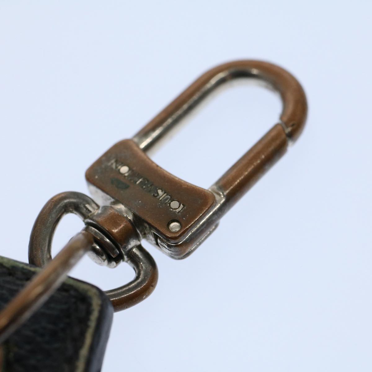 LOUIS VUITTON Monogram Savanna Unchappe Chapman Key Holder MP2038 LV 55967