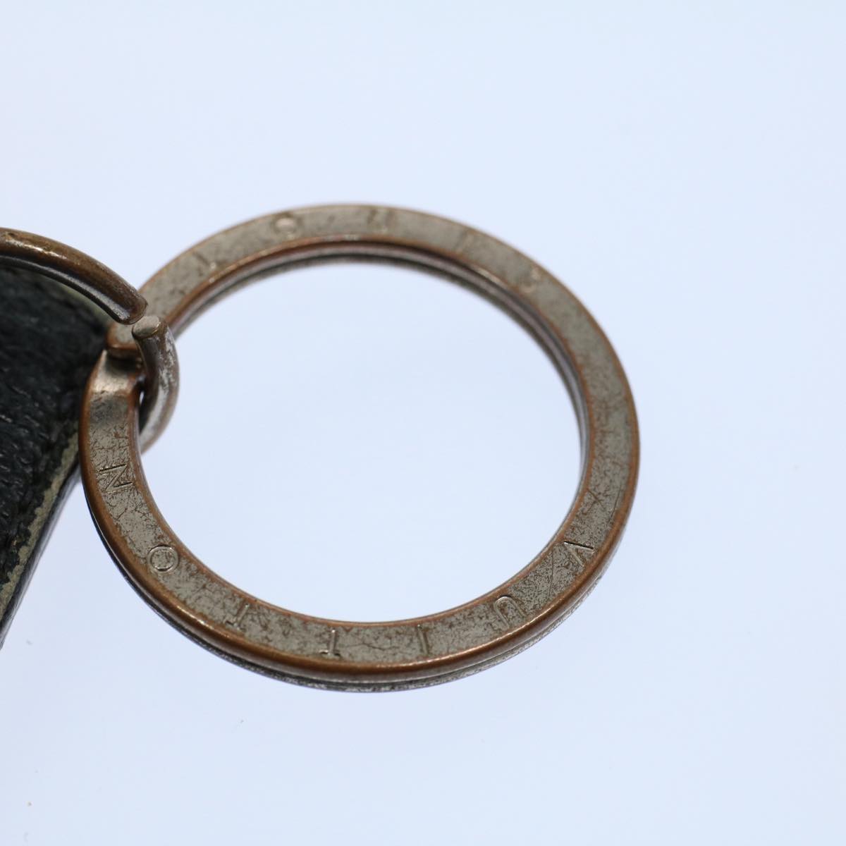 LOUIS VUITTON Monogram Savanna Unchappe Chapman Key Holder MP2038 LV 55967