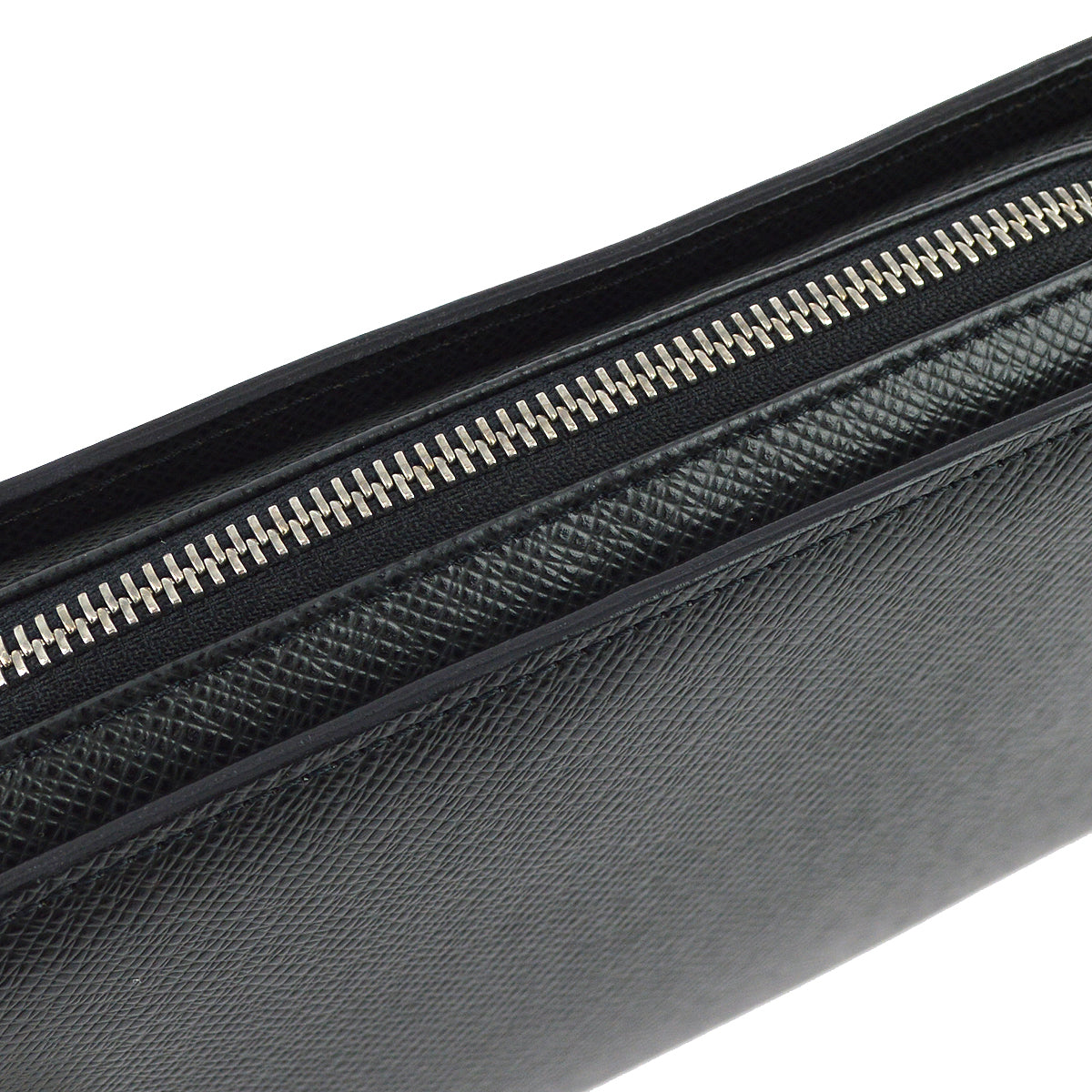 Louis Vuitton Black Taiga Baikal Clutch Handbag M30182