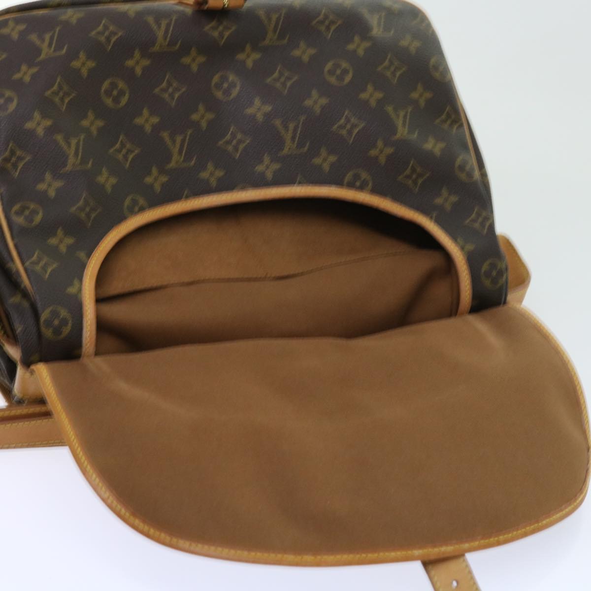 LOUIS VUITTON Monogram Saumur 35 Shoulder Bag M42254 LV 55990