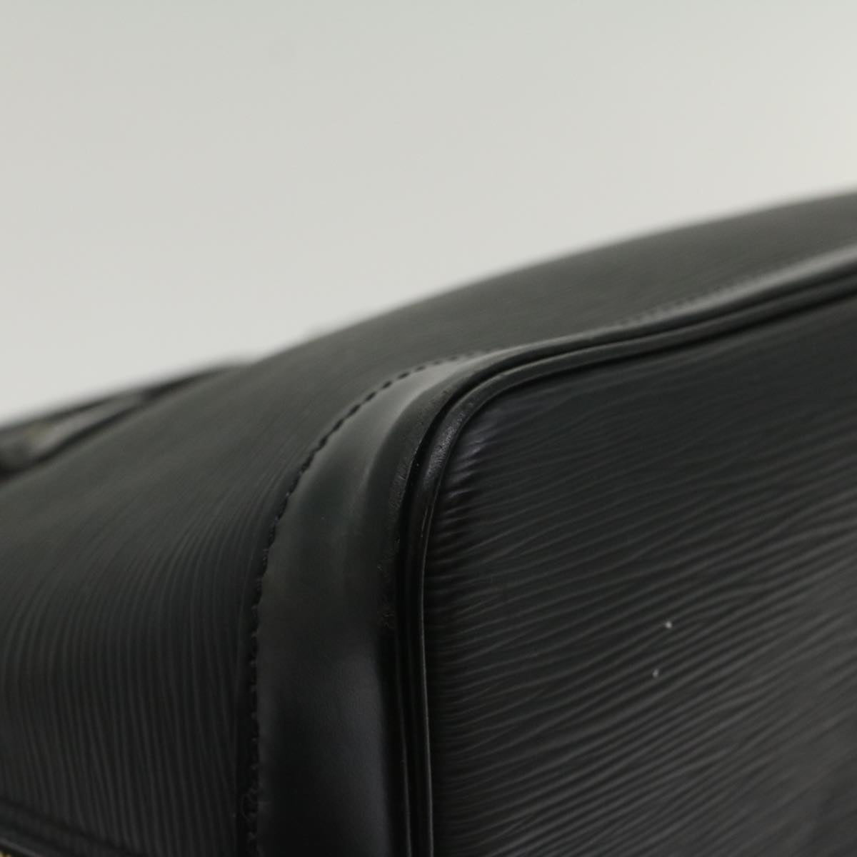 LOUIS VUITTON Epi Alma Hand Bag Black M52142 LV 55995