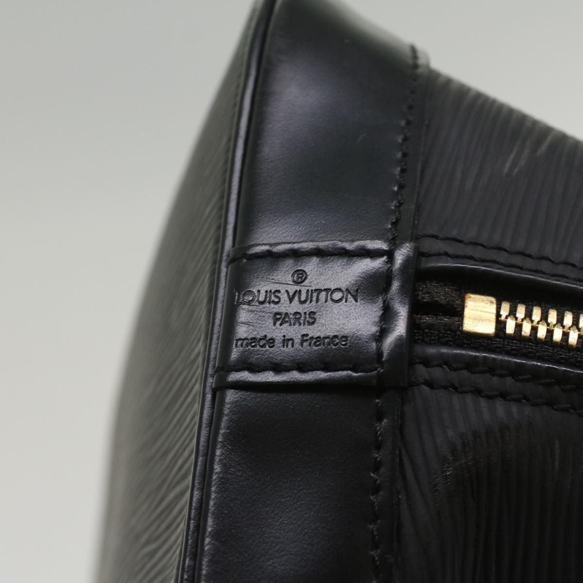 LOUIS VUITTON Epi Alma Hand Bag Black M52142 LV 55995
