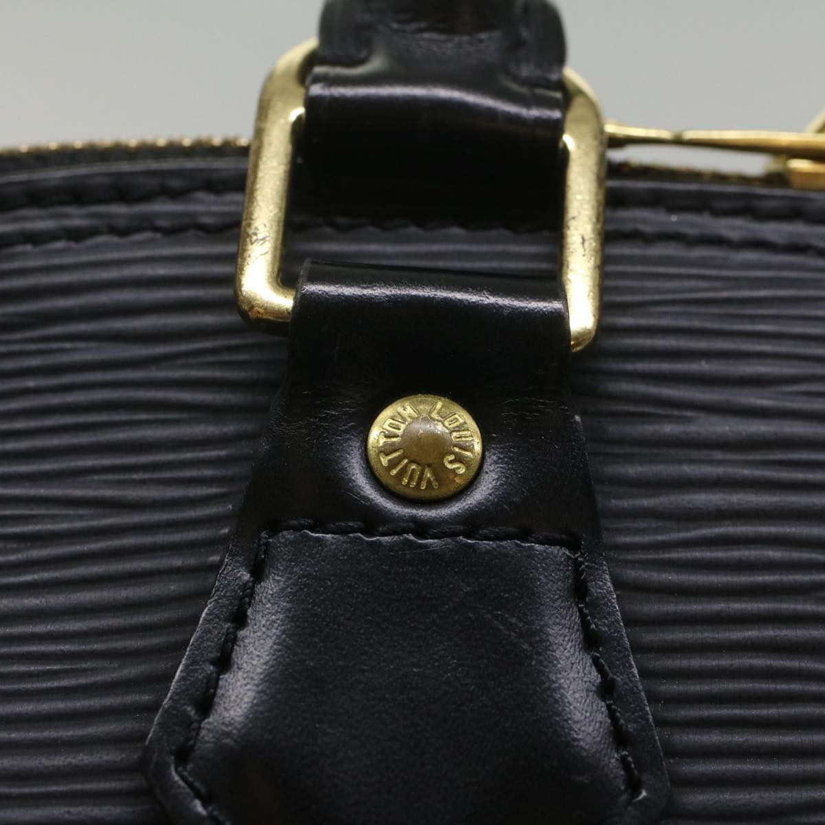 LOUIS VUITTON Epi Alma Hand Bag Black M52142 LV 55995