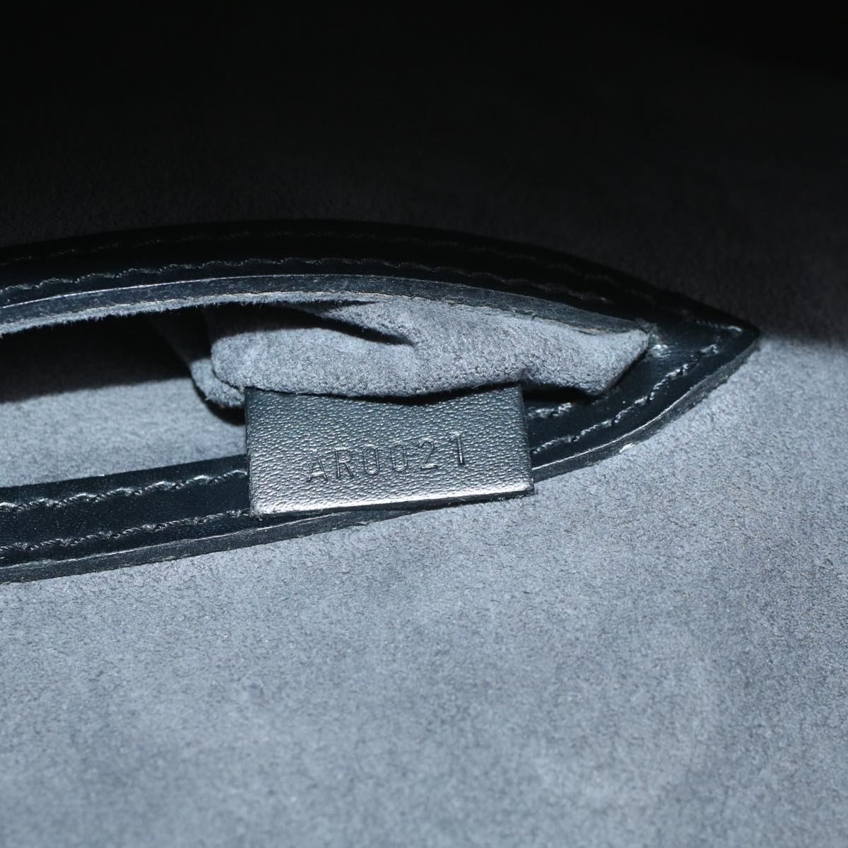 LOUIS VUITTON Epi Alma Hand Bag Black M52142 LV 55995