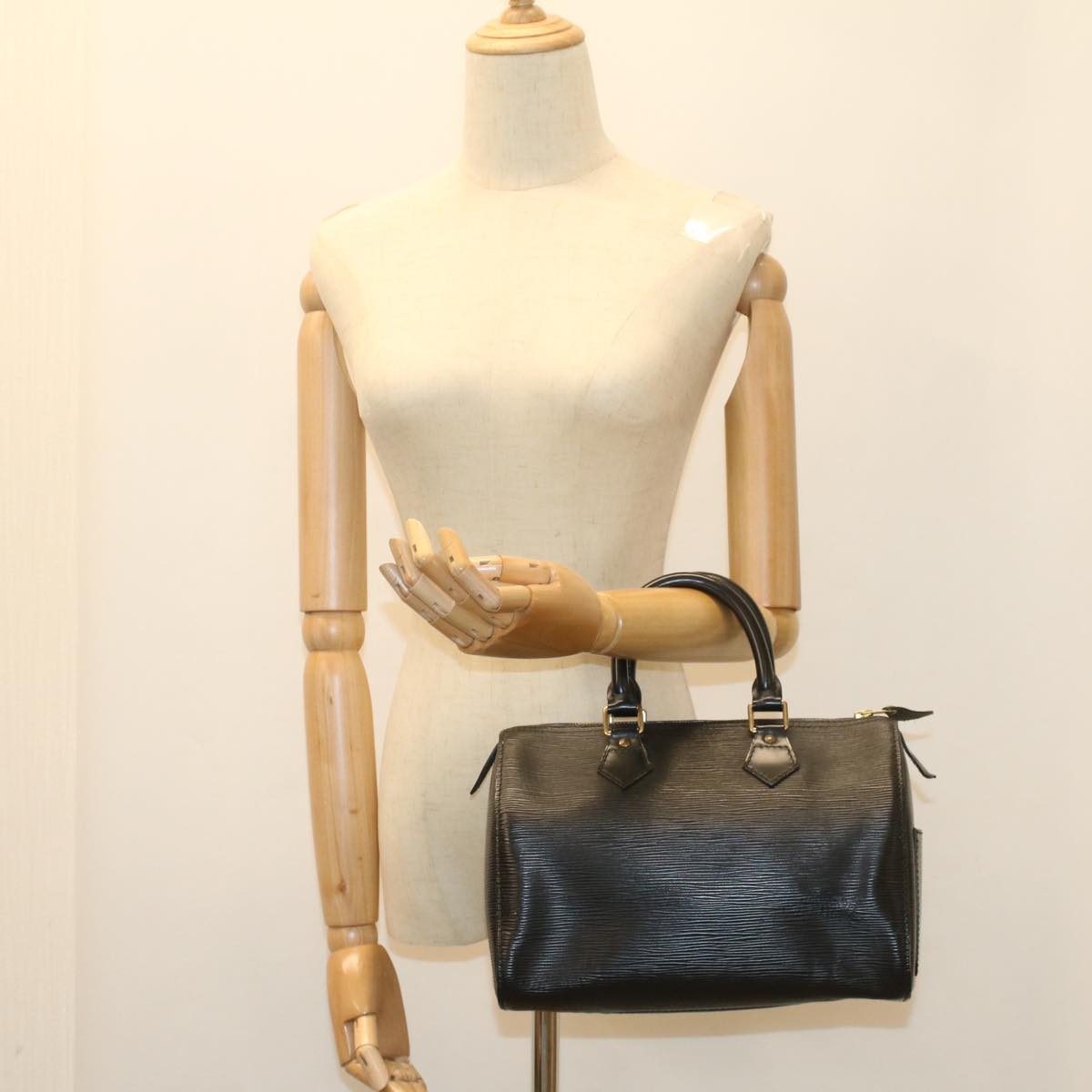 LOUIS VUITTON Epi Speedy 25 Hand Bag Black M43012 LV 55997