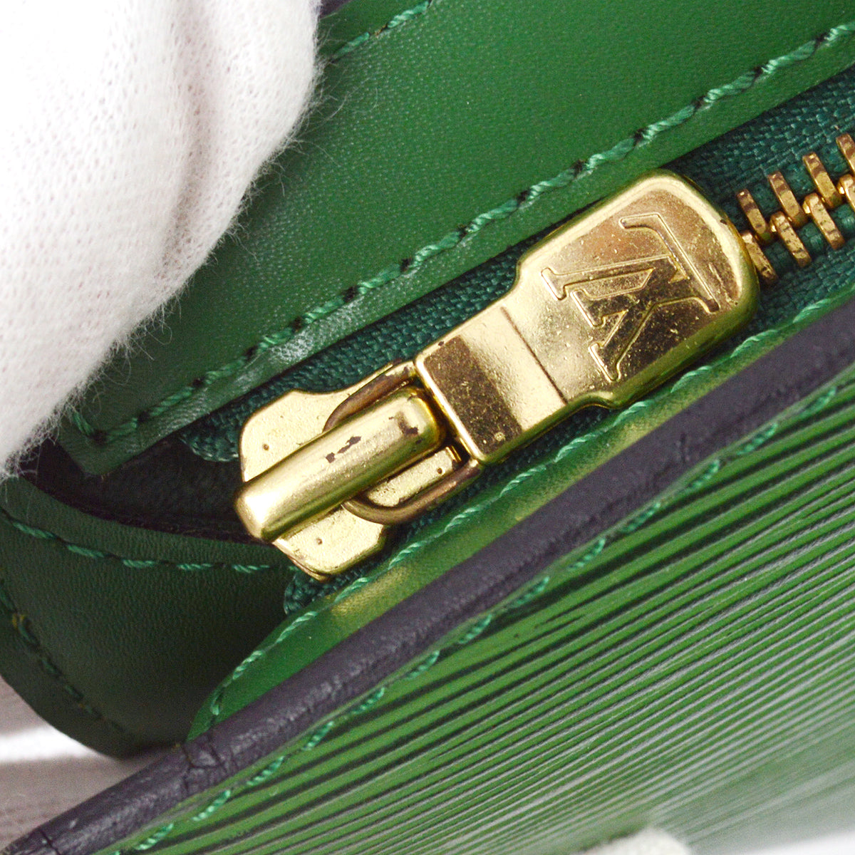 Louis Vuitton 1994 Epi Saint Jacques M52274