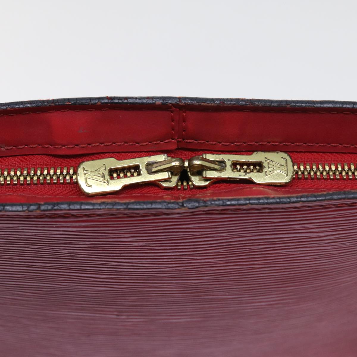 LOUIS VUITTON Epi Lussac Shoulder Bag Red M52287 LV 56000