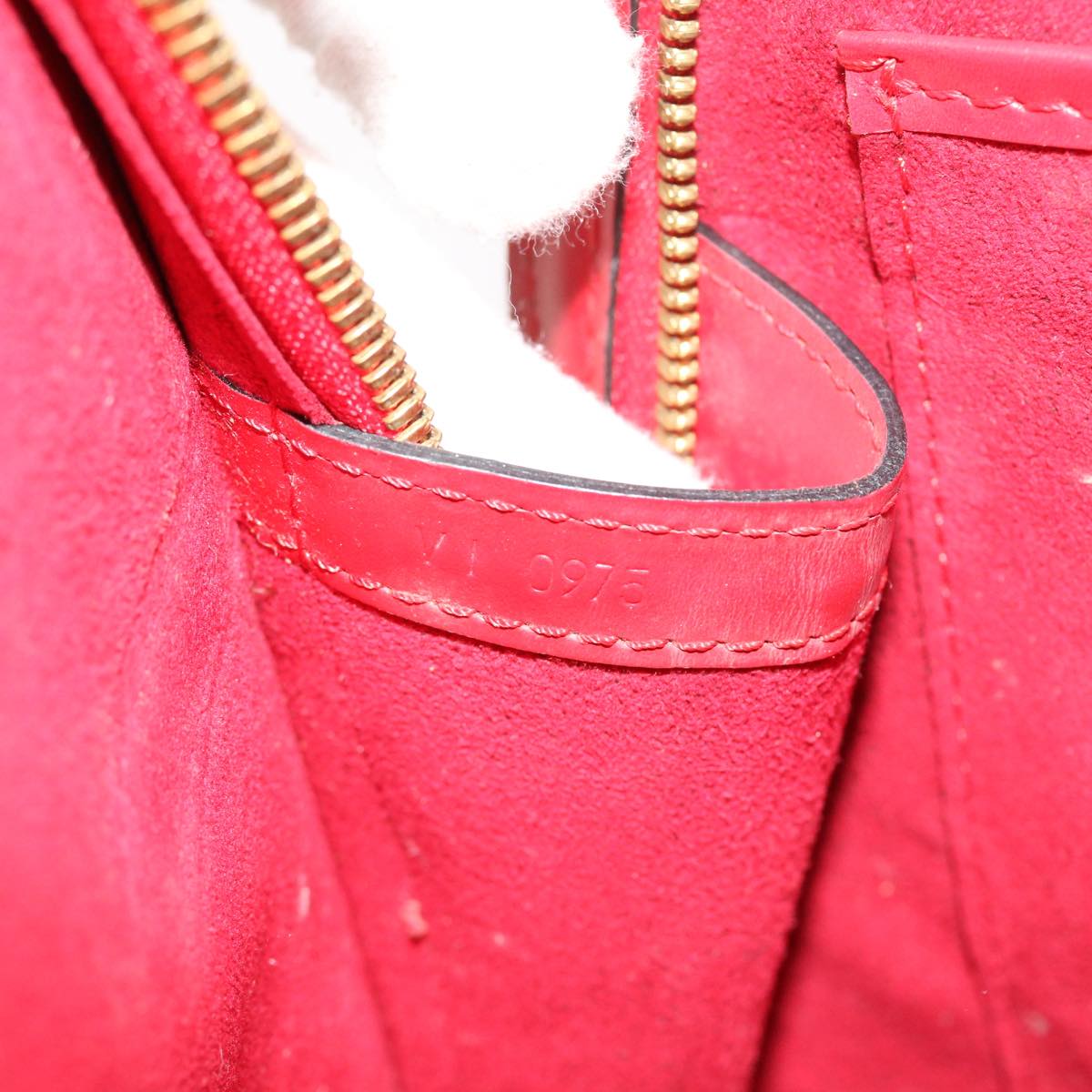 LOUIS VUITTON Epi Lussac Shoulder Bag Red M52287 LV 56000