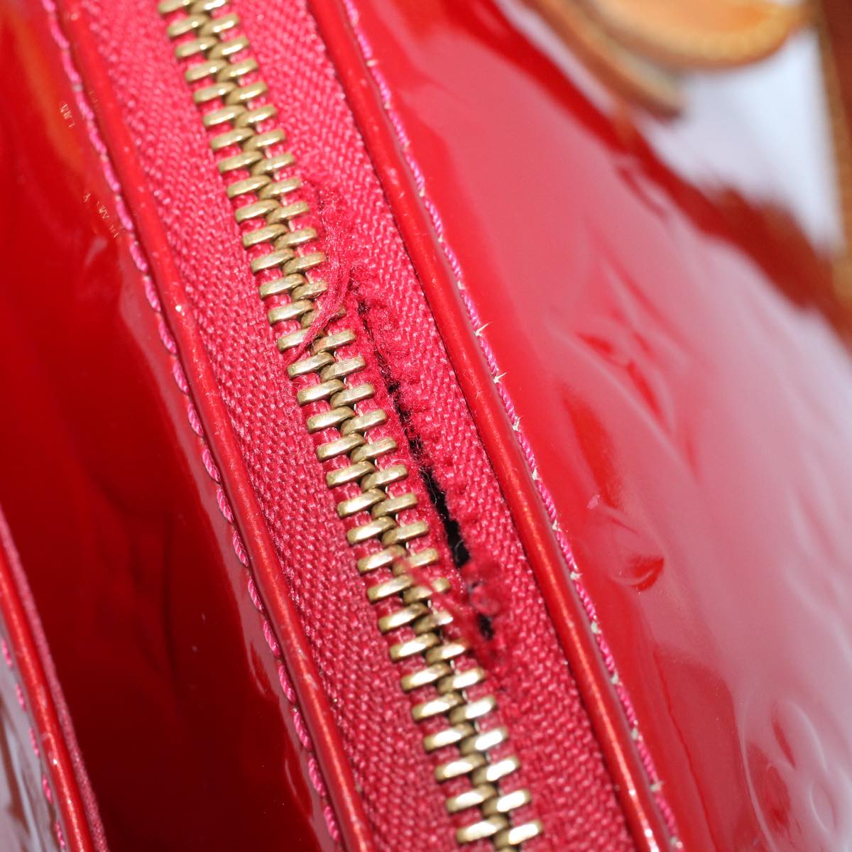 LOUIS VUITTON Vernis Rosewood Avenue Hand Bag Pomme D'amour M93507 LV 56003