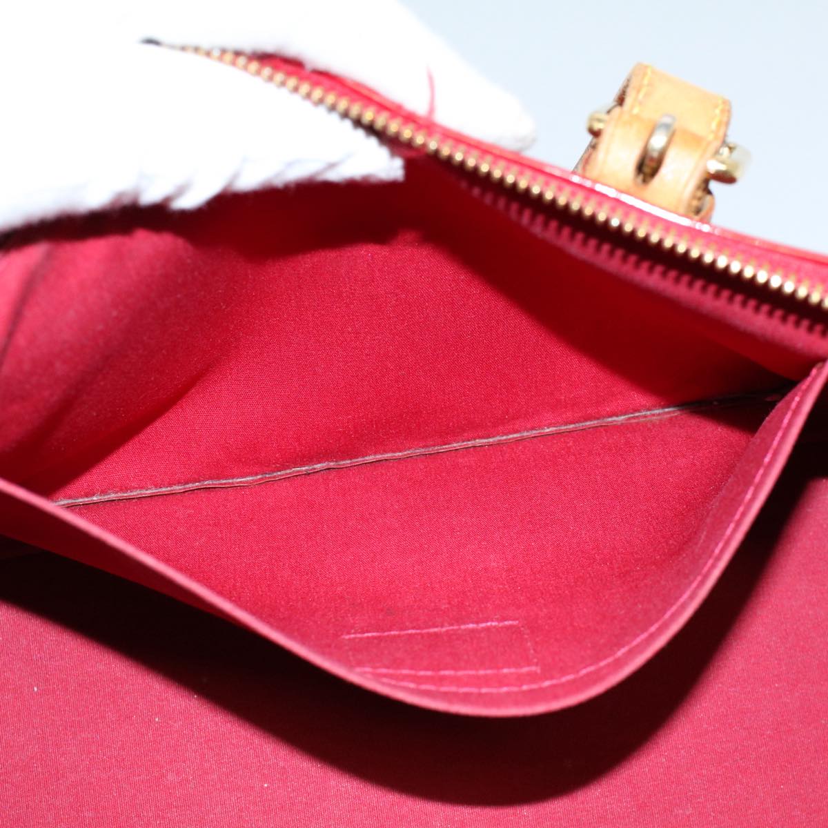 LOUIS VUITTON Vernis Rosewood Avenue Hand Bag Pomme D'amour M93507 LV 56003