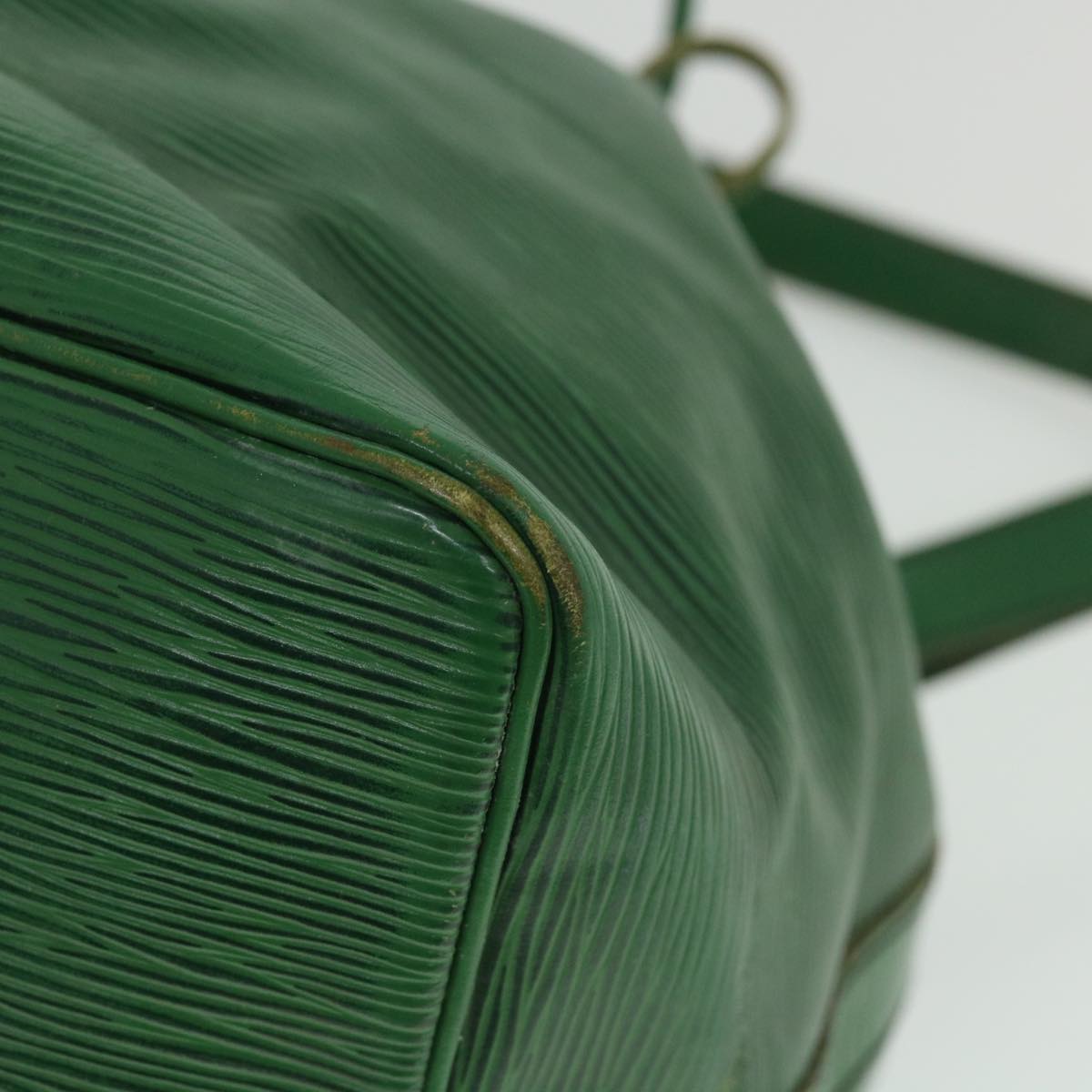 LOUIS VUITTON Epi Petit Noe Shoulder Bag Green M44104 LV 56006