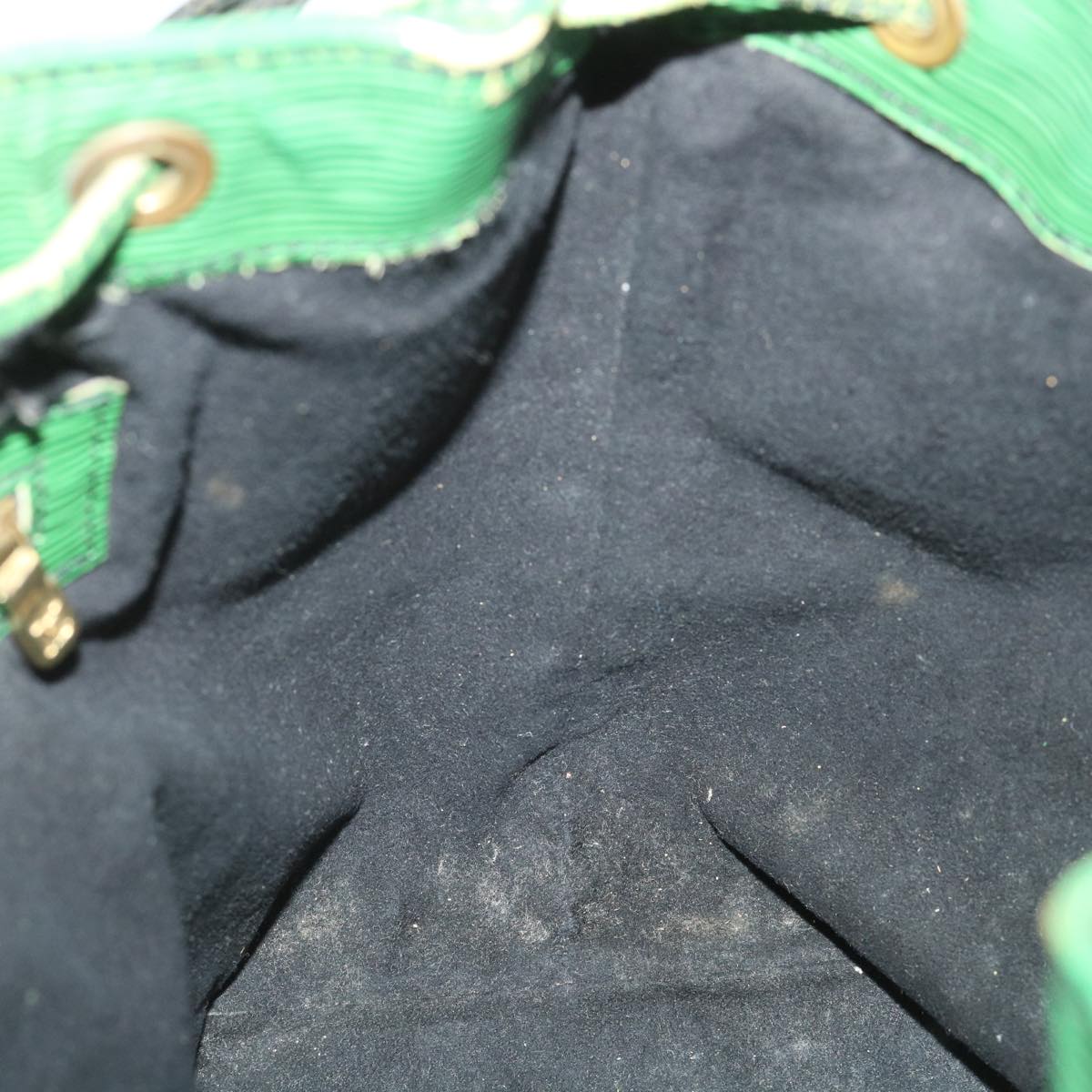 LOUIS VUITTON Epi Petit Noe Shoulder Bag Green M44104 LV 56006