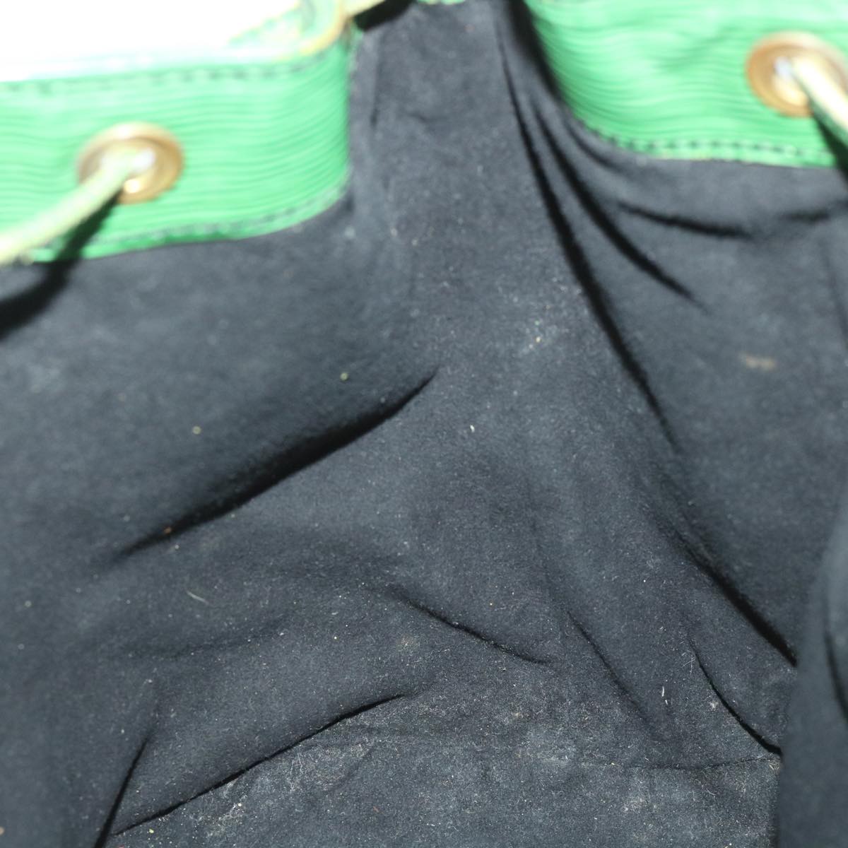 LOUIS VUITTON Epi Petit Noe Shoulder Bag Green M44104 LV 56006