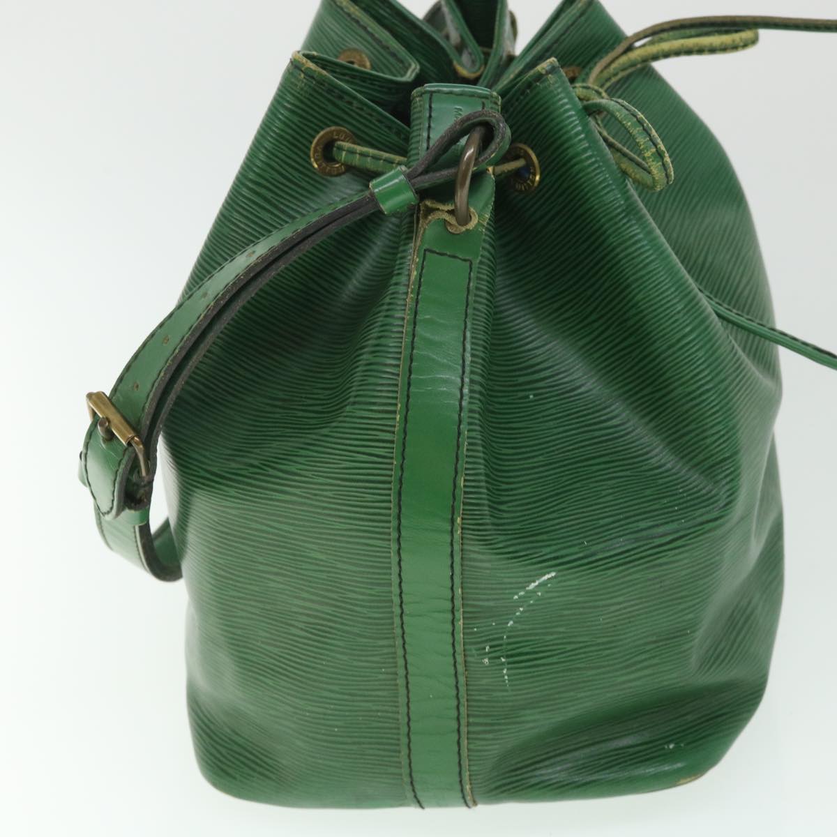 LOUIS VUITTON Epi Petit Noe Shoulder Bag Green M44104 LV 56006