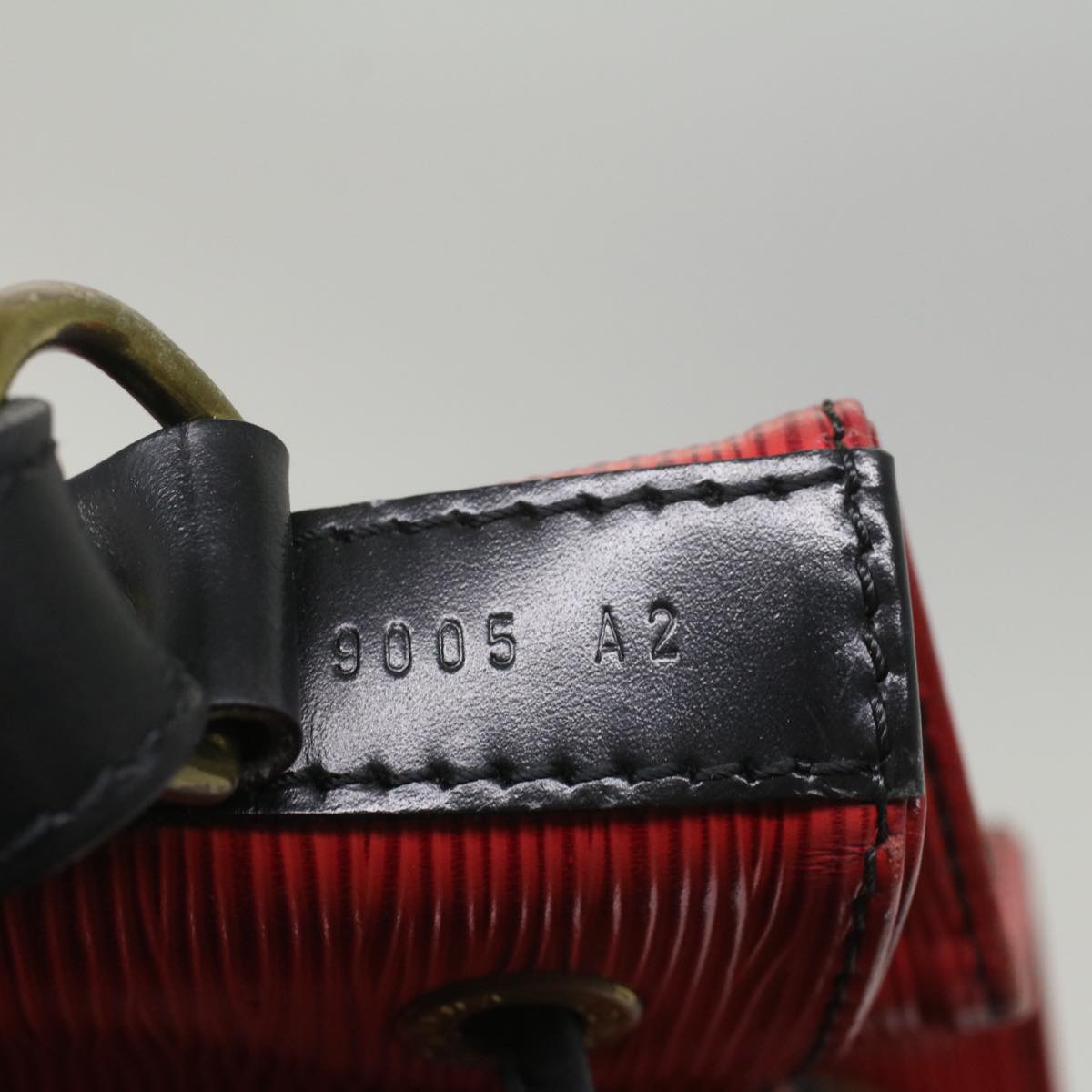 LOUIS VUITTON Epi Petit Noe Shoulder Bag Bicolor Black Red M44172 LV 56011