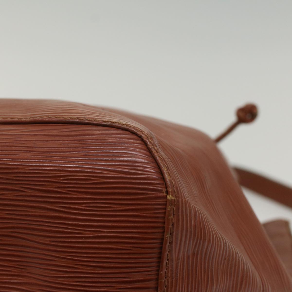 LOUIS VUITTON Epi Petit Noe Shoulder Bag Brown M44103 LV 56012