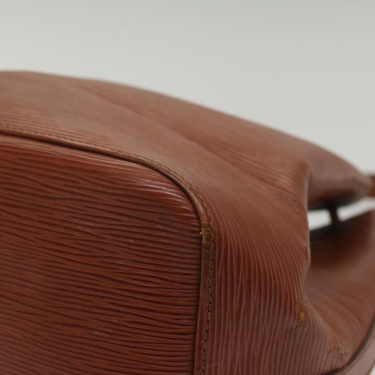 LOUIS VUITTON Epi Petit Noe Shoulder Bag Brown M44103 LV 56012