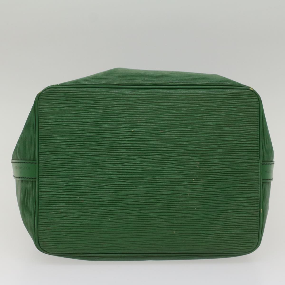 LOUIS VUITTON Epi Petit Noe Shoulder Bag Green M44104 LV 56013