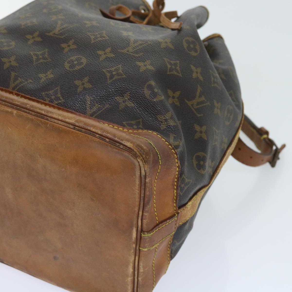LOUIS VUITTON Monogram Noe Shoulder Bag M42224 LV 56019