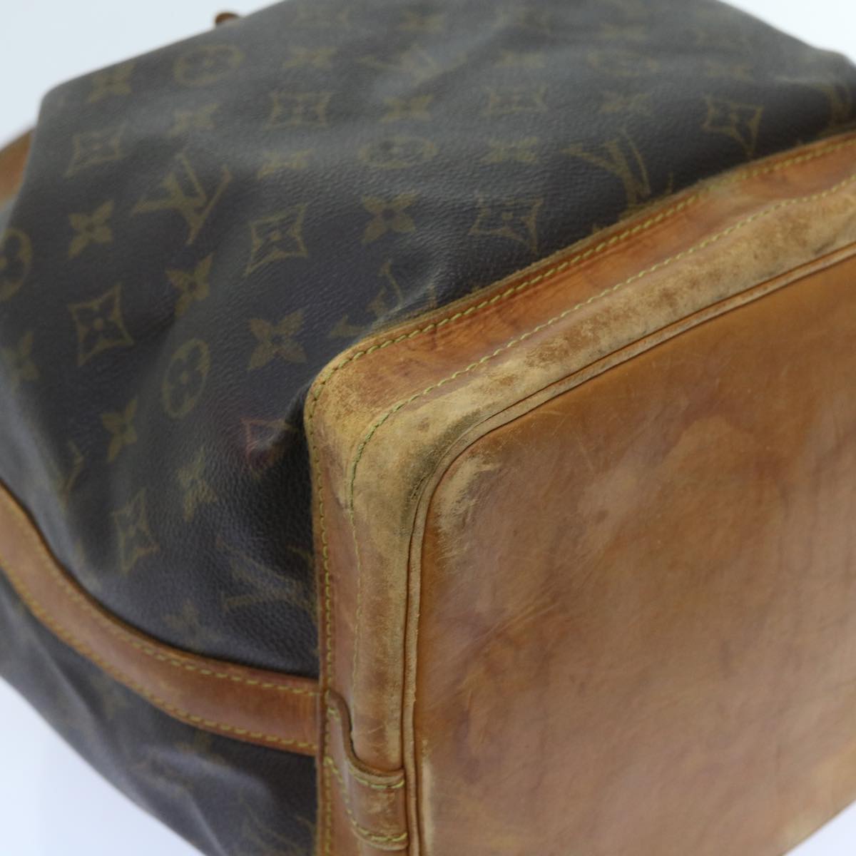 LOUIS VUITTON Monogram Noe Shoulder Bag M42224 LV 56021