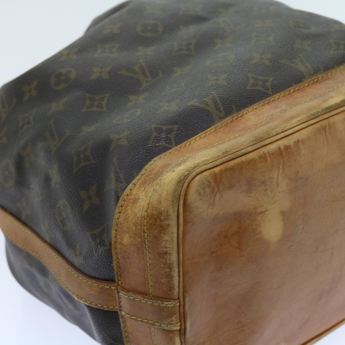 LOUIS VUITTON Monogram Noe Shoulder Bag M42224 LV 56021