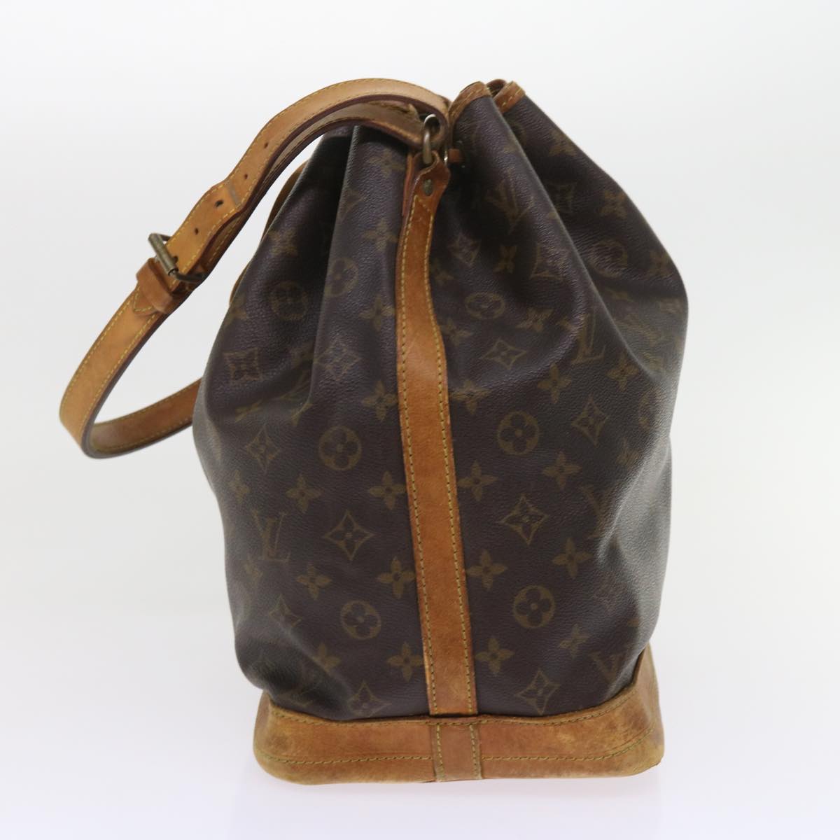 LOUIS VUITTON Monogram Noe Shoulder Bag M42224 LV 56021
