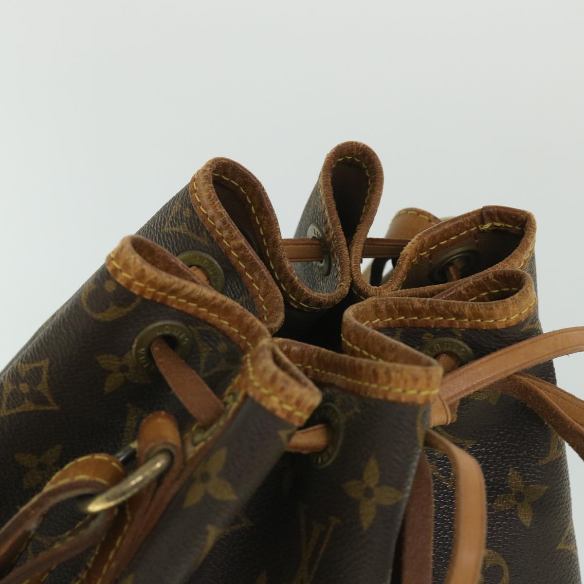 LOUIS VUITTON Monogram Noe Shoulder Bag M42224 LV 56022