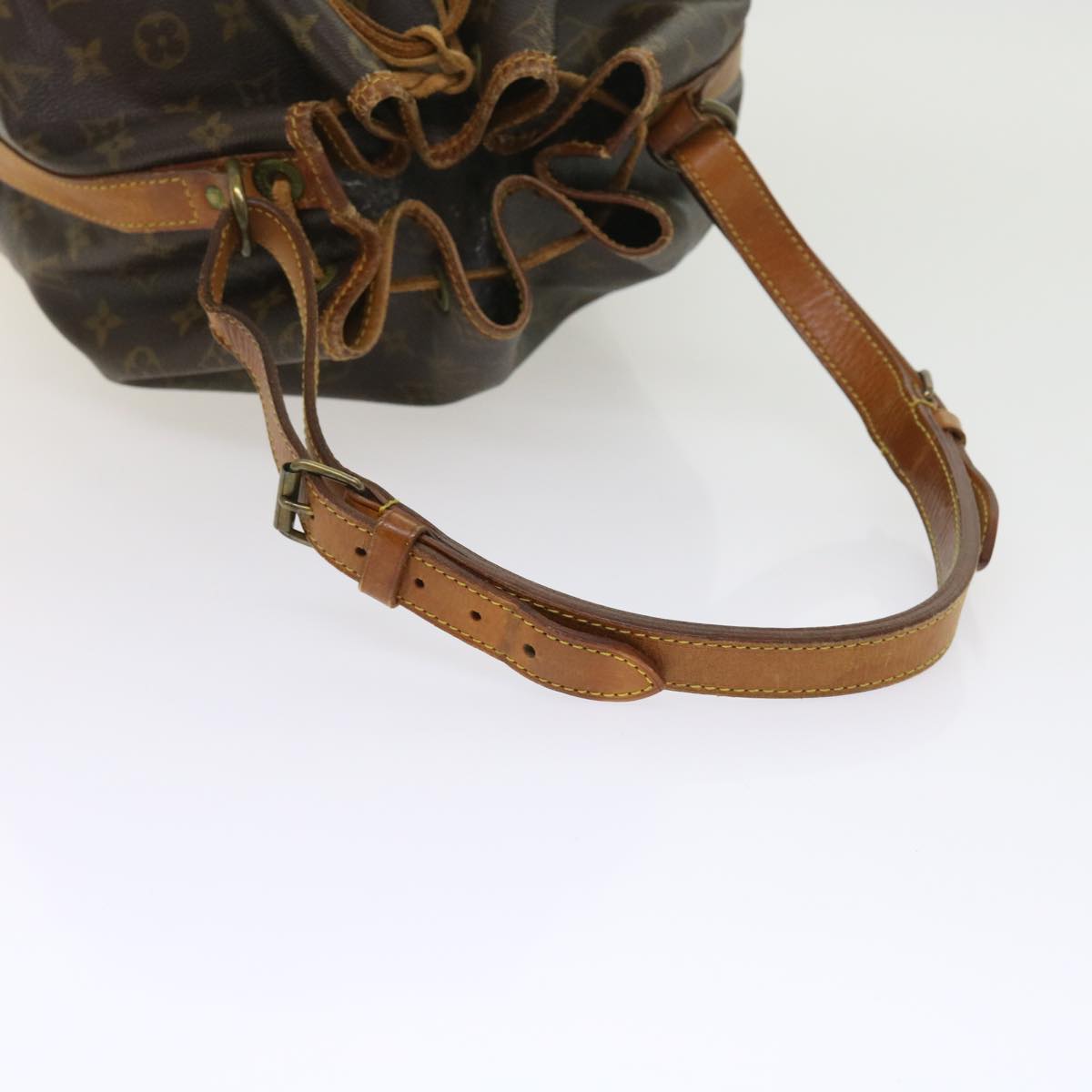 LOUIS VUITTON Monogram Noe Shoulder Bag M42224 LV 56023