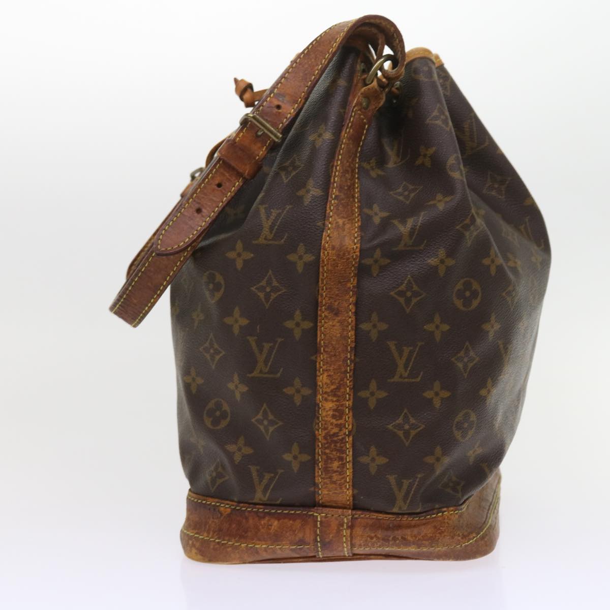 LOUIS VUITTON Monogram Noe Shoulder Bag M42224 LV 56025